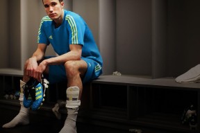 乐鱼体育官网投注-丹·卡特的伟大贡献：全黑队成功背后的不朽功臣，丹特nba