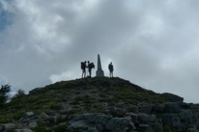 乐鱼官网介绍-国家登山队启程挑战世界高峰，国家登山运动员